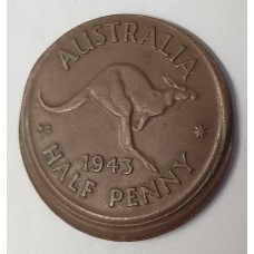 AUSTRALIA 1943 . HALF 1/2  PENNY . ERROR . BROADSTRUCK 